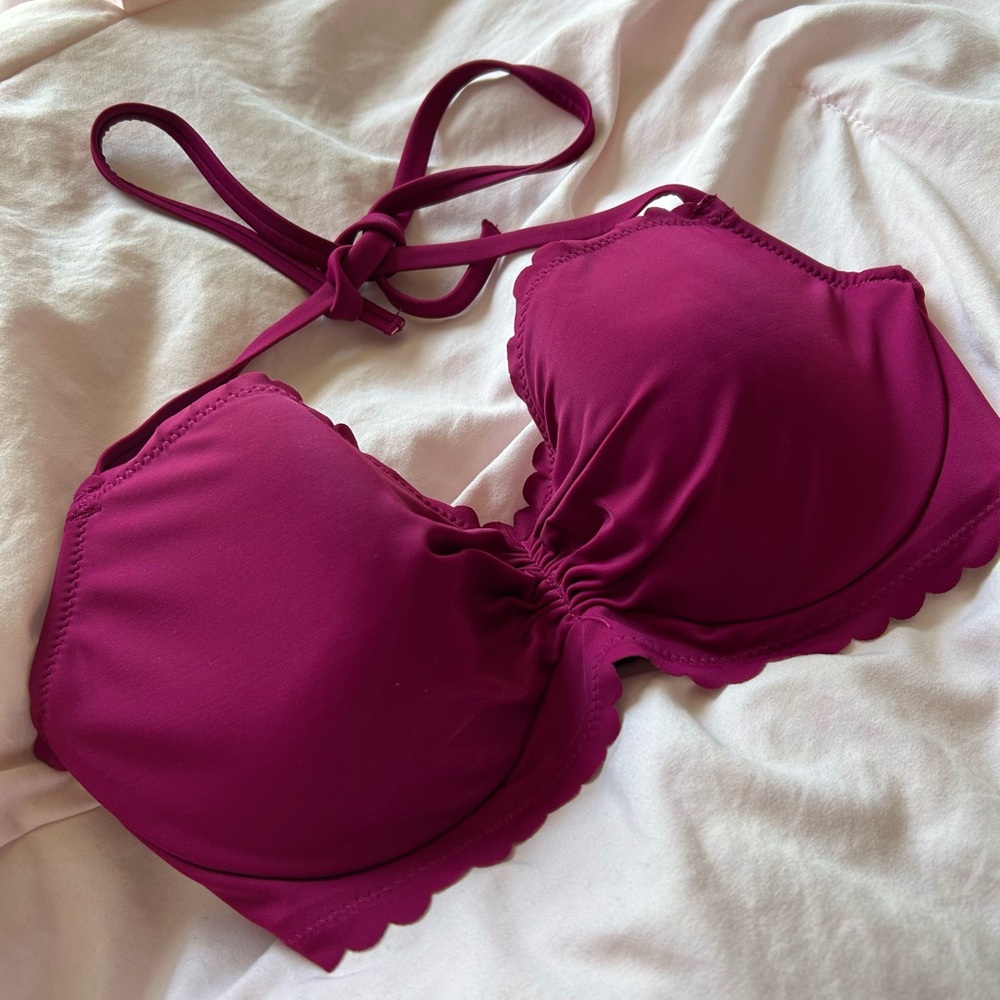 Vibrant Magenta Bikini Top • 34D • Worn Once • Limited Edition 🩷
